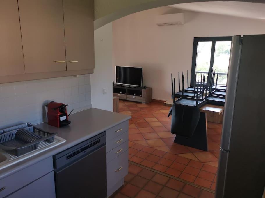 Haut De Villa Renovee En 2023 Saint-Maime Exterior foto