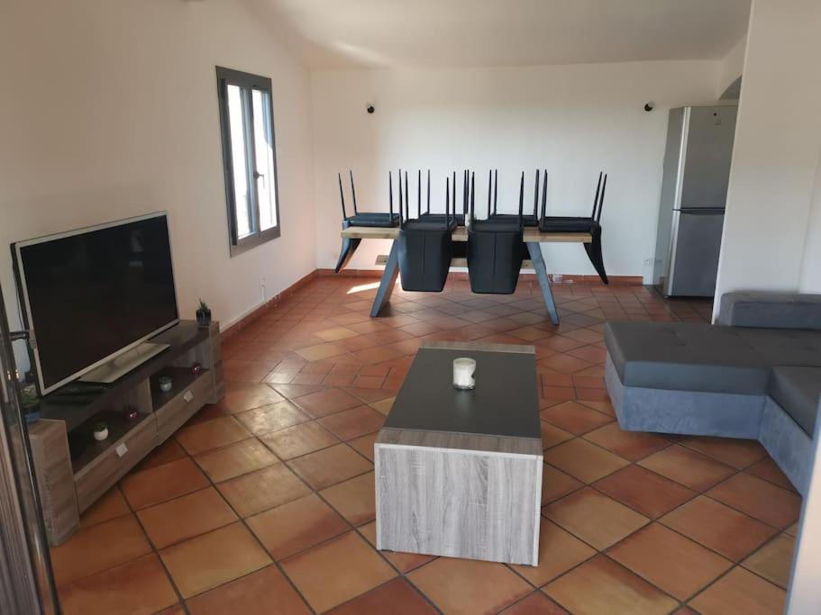 Haut De Villa Renovee En 2023 Saint-Maime Exterior foto